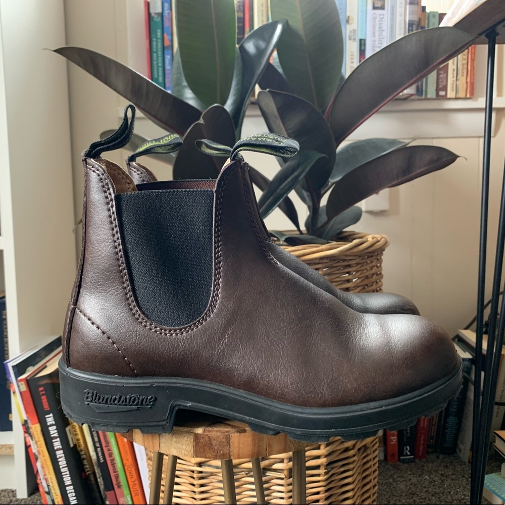 Brown Blundstones